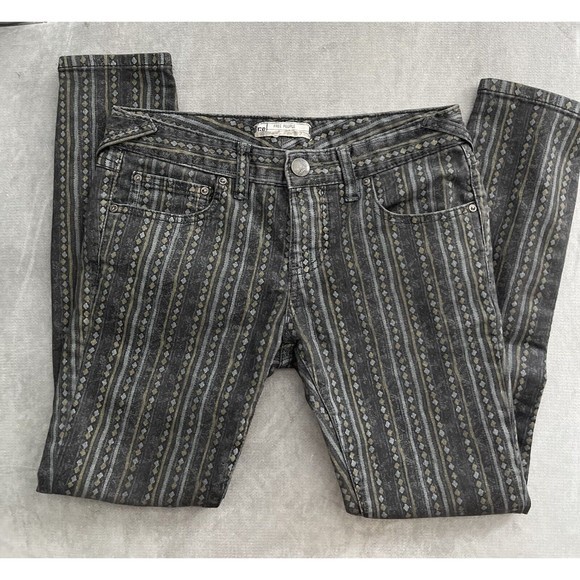 Free People Rotary Geo Stripe Ankle Crop Skinny Jean Black Combo Size 25 - Picture 2 of 4